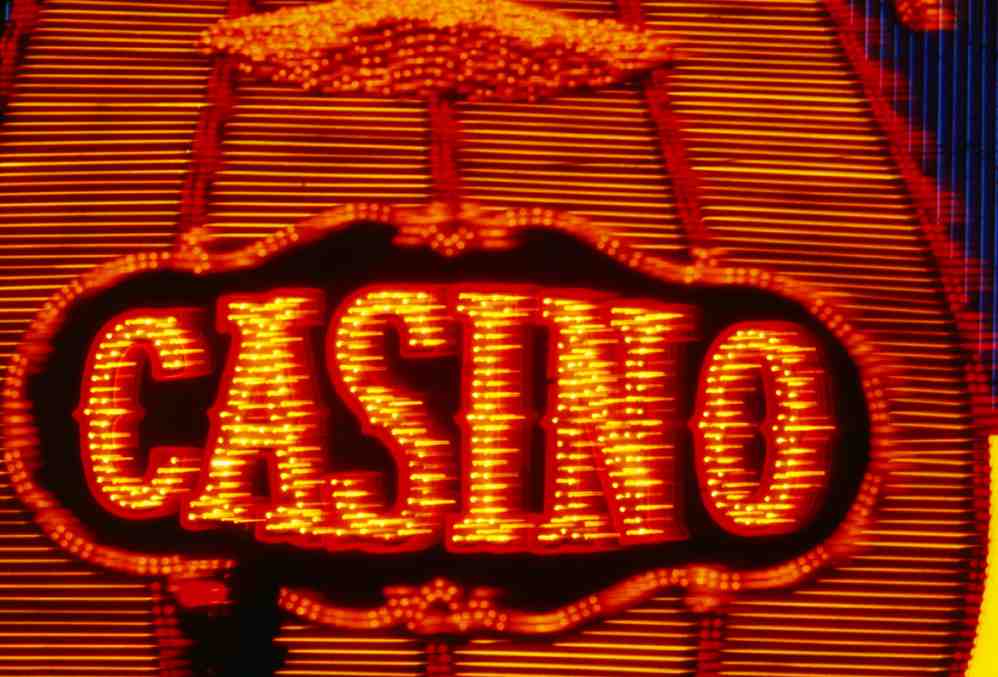 Hand of Luck Casino Review: Is This Your Lucky Day?